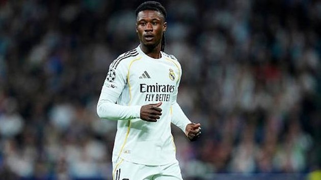 Eduardo Camavinga lọt vào tầm ngắm của Liverpool.