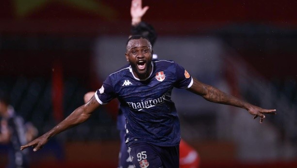 Tagueu là một tiền đạo dày dặn kinh nghiệm.