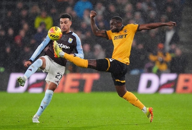 Aston Villa gây thất vọng.