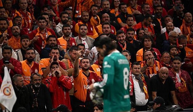 Galatasaray từng chế giễu Liverpool sau trận thắng ở vòng phân hạng.
