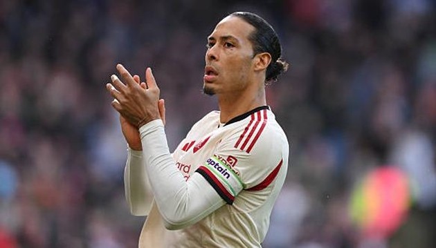 Virgil Van Dijk hy vọng Liverpool tiếp tục tiến bộ.