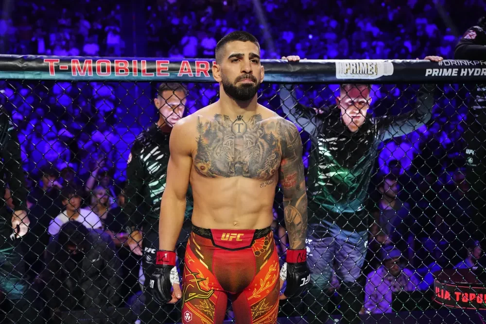 Ilia Topuria tại sự kiện UFC 317