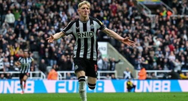 Gordon được nhiều CLB săn đón.