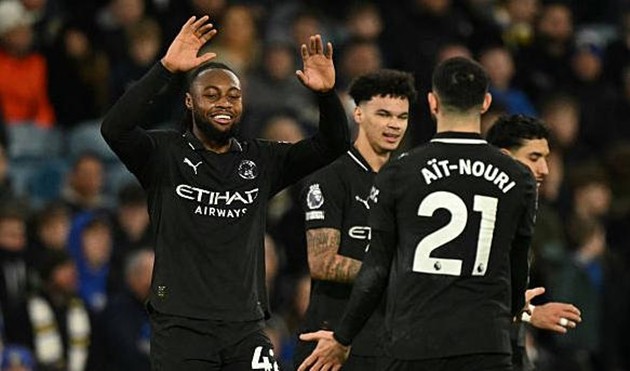 Antoine Semenyo ghi bàn giúp Manchester City giành trọn 3 điểm.