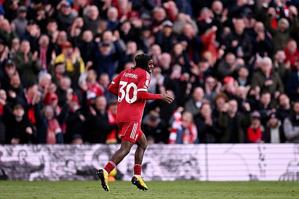 Frimpong sở hữu những phẩm chất tấn công ấn tượng. 