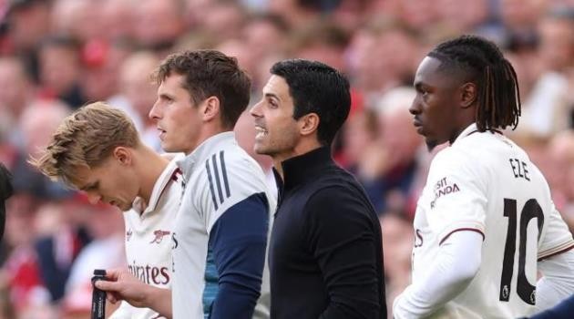 Thầy trò Arteta sẵn sàng cho lần đụng độ Chelsea.