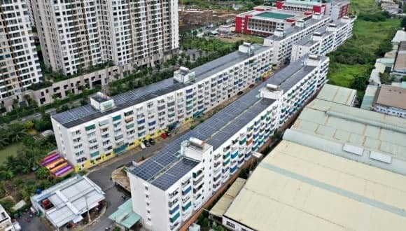 Đáng chú ý, gói tín dụng 145.000 tỷ đồng dành cho nhà ở xã hội mới giải ngân khoảng 18.000 tỷ đồng, tương đương 12,4% kế hoạch – thấp hơn nhiều so với kỳ vọng. 