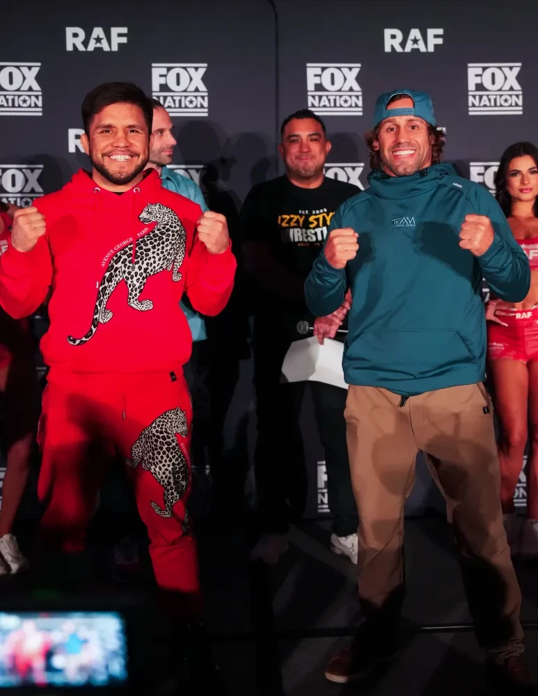 Henry Cejudo và Urijah Faber