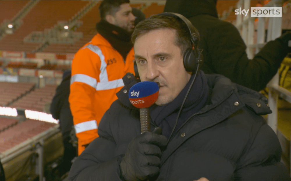 Neville đánh giá cao tập thể Arsenal hiện tại.