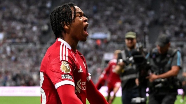 Rio Ngumoha xứng đáng được trao cơ hội.