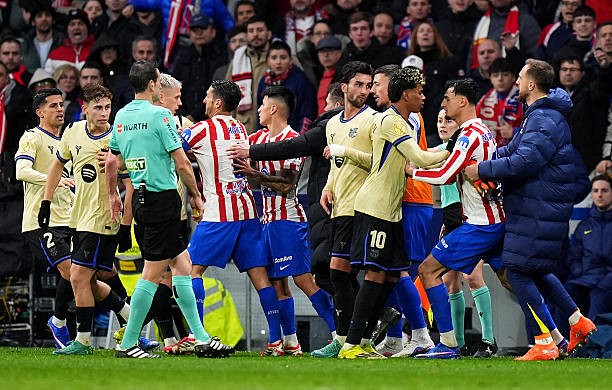 Barca buộc phải thắng với cách biệt ít nhất 4 bàn nếu muốn ngược dòng.