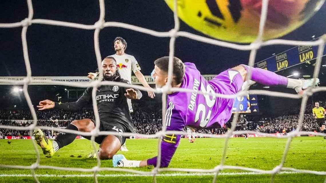  Semenyo vừa có pha lập công quan trọng cho Man City.