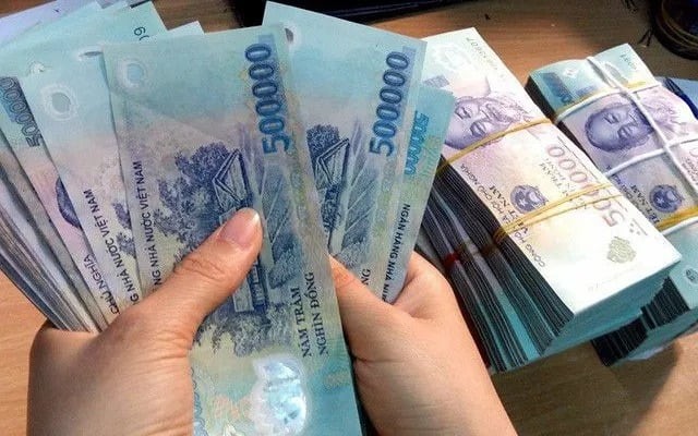 Mức lương cơ sở hiện đã được điều chỉnh từ 1,8 triệu đồng lên 2,34 triệu đồng/tháng kể từ ngày 1.7.2024, góp phần cải thiện thu nhập cho người hưởng lương từ ngân sách.

