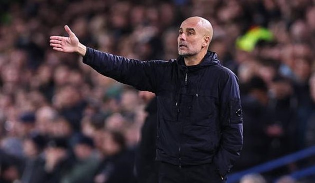 Pep Guardiola đang thay đổi triết lý của mình.