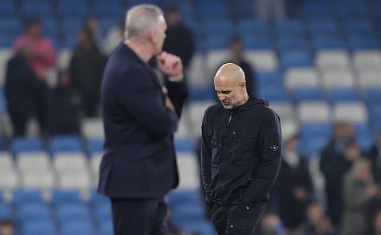 Sự thất vọng lộ rõ trên gương mặt Pep.