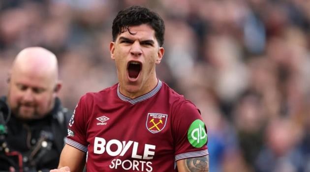 Mateus Fernandes được MU săn đón.