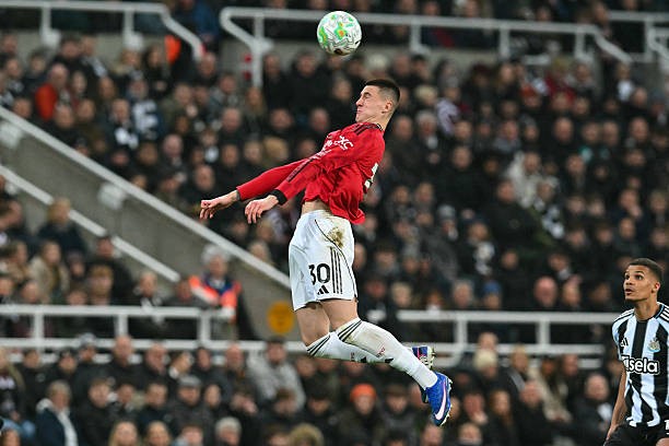 Sesko có một trận đấu đáng quên trước Newcastle 