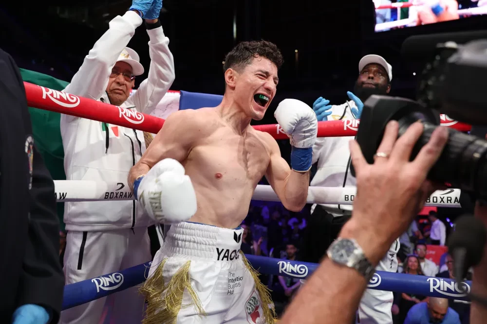 William Zepeda thể hiện sự quyết tâm trước trận đấu với Shakur Stevenson.