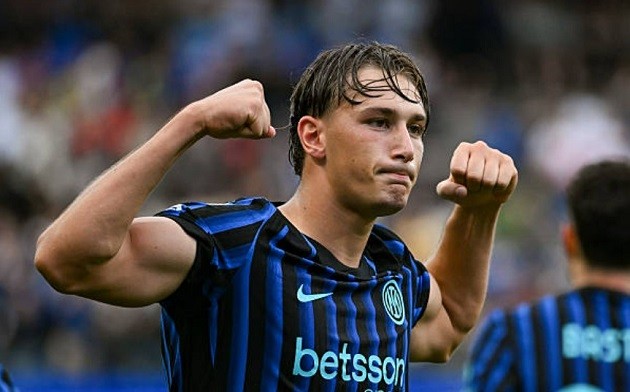 Pio Esposito đang được liên kết mạnh mẽ với Arsenal. 