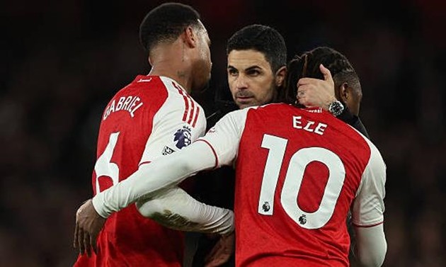 Arsenal cần phải chạm tay vào giấc mơ danh hiệu ở mùa giải năm nay.