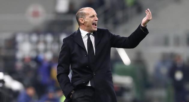 HLV Allegri lọt tầm ngắm Real.