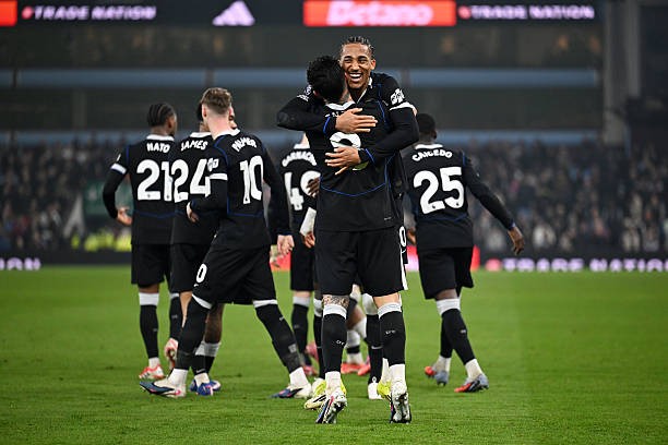 Một chiến thắng khó thoát khỏi tay The Blues. 