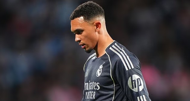 Alexander-Arnold đã chơi không tốt khiến Celta Vigo có bàn gỡ hòa.