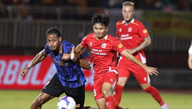 Hoàng Anh Gia Lai nỗ lực trụ hạng V-League mùa này.