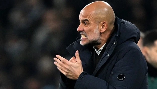 Pep Guardiola gặp nhiều áp lực ở giai đoạn nước rút của mùa giải.