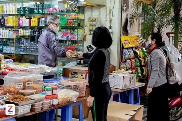 Theo quy định mới, hộ và cá nhân kinh doanh phải thông báo bằng phương thức điện tử cho cơ quan thuế toàn bộ tài khoản ngân hàng và ví điện tử dùng để nhận tiền từ hoạt động sản xuất, kinh doanh. 