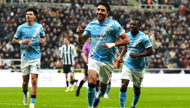 Newcastle United không thể cản bước Manchester City.