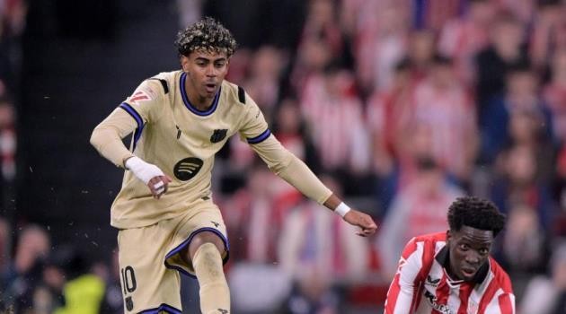 Yamal tỏa sáng đúng lúc.