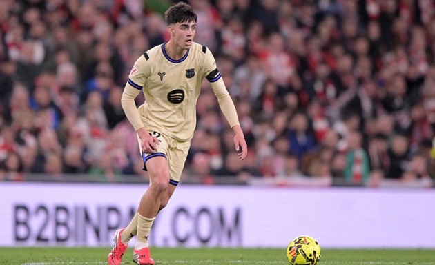 Bernal gặp vấn đề sức khỏe.