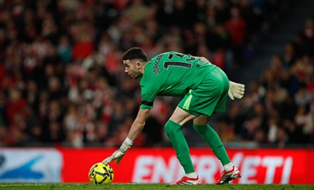 Joan Garcia - 8.2: Thực hiện một vài pha cứu thua xuất thần để giữ Barcelona ở lại trận đấu ngay cả khi đội nhà chưa ghi bàn. Một màn trình diễn đỉnh cao của thủ thành người Tây Ban Nha.