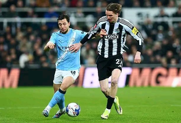 Gonzalez (8 điểm): Áp đảo hoàn toàn Tonali ở khu trung tuyến, bóp nghẹt Newcastle và giúp Man City giành lại thế trận áp đảo.