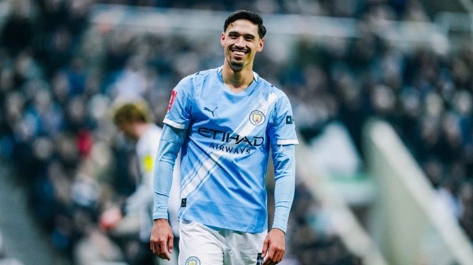 Reijnders (6 điểm): Lẽ ra anh phải ghi được ít nhất một bàn thắng từ những cơ hội ngon ăn trước khung thành.