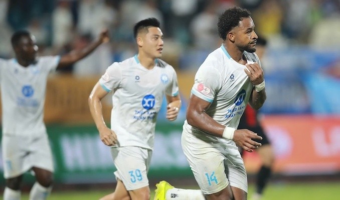 Xuân Son được kỳ vọng trên hàng công Nam Định.