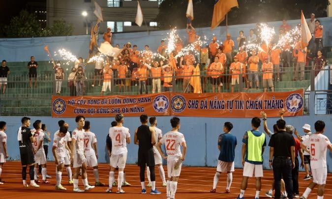 Đà Nẵng xuống hạng ở mùa .