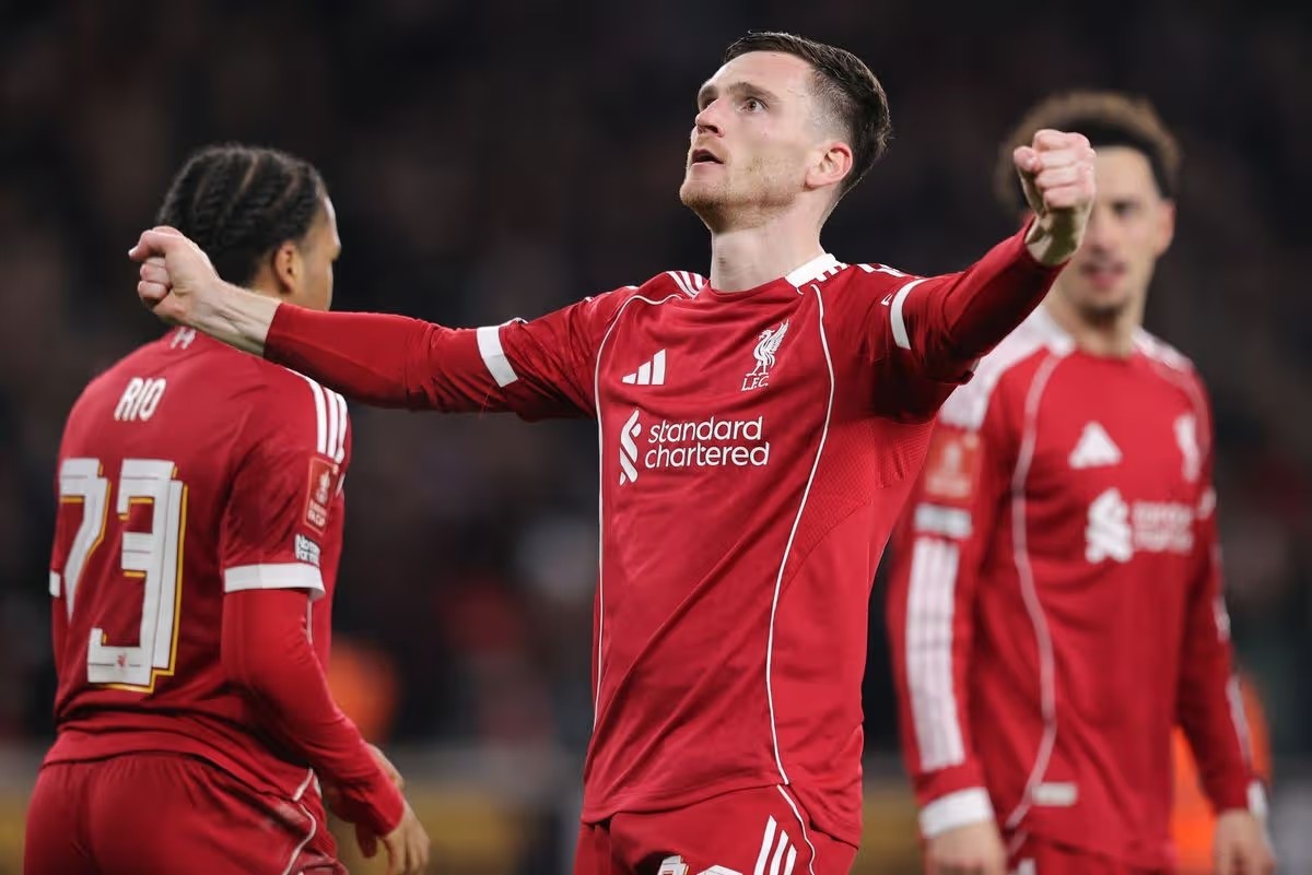Andy Robertson muốn tiếp tục gắn bó với Liverpool.