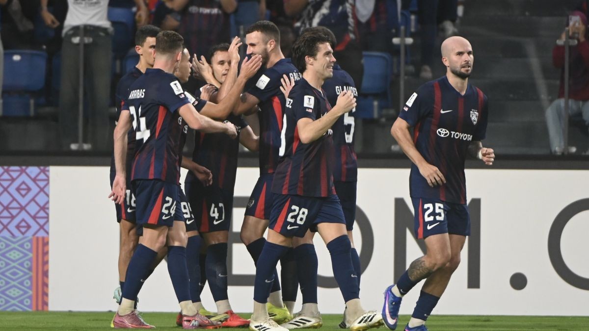 Johor Darul Tazim đau đầu vì bê bối nhập tịch của Malaysia. 