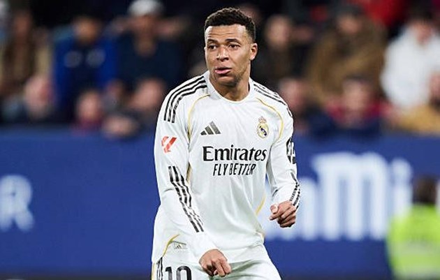 Kylian Mbappe để ngỏ khả năng ra sân ở trận đấu với Manchester City.