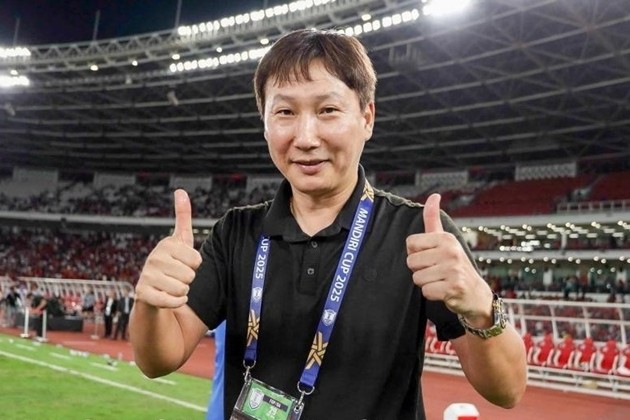 Tiếp nối HLV Park Hang-seo, HLV Kim Sang-sik là nhà cầm quân thành công bậc nhất của bóng đá Việt Nam.