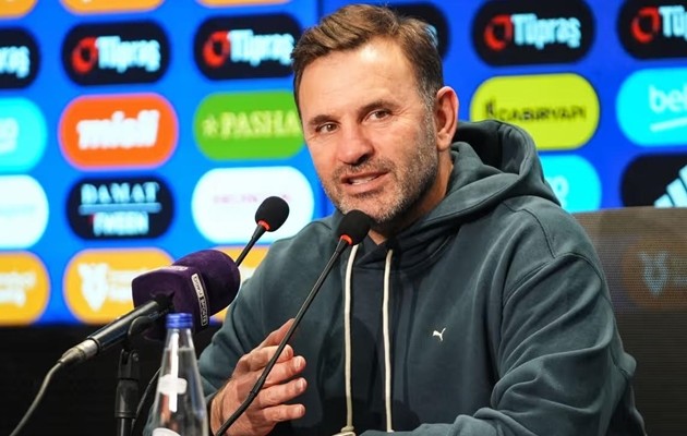 Okan Buruk không hài lòng về sự phân tâm của các học trò.