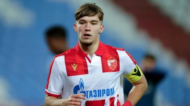 Kostov lọt vào tầm ngắm của nhiều ông lớn.