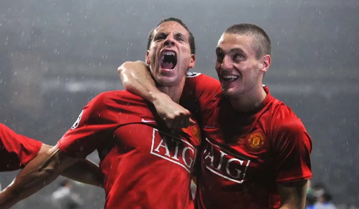 Đêm mưa Moscow và vinh quang United.