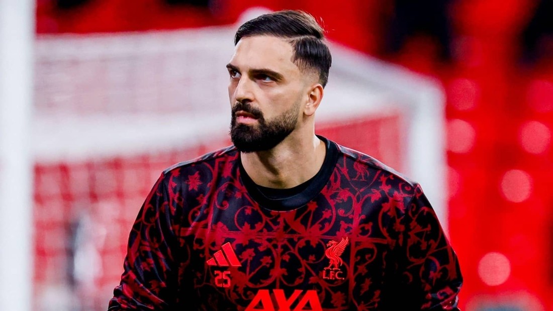 Mamardashvili có cơ hội bắt chính trước Galatasaray.