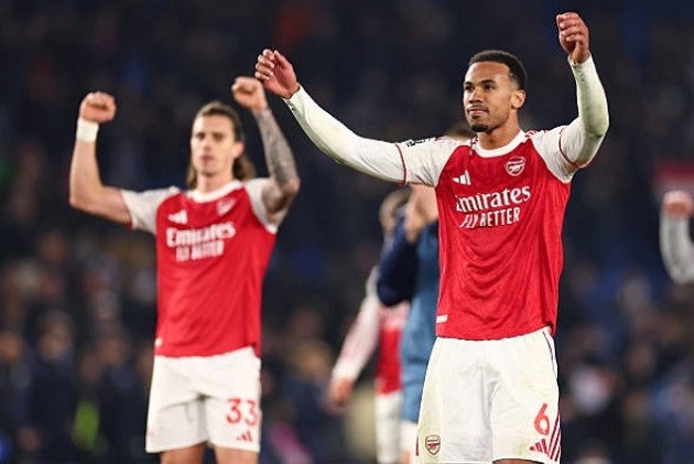 Arsenal cho thấy vẫn chưa có đối thủ ở Champions League mùa này.