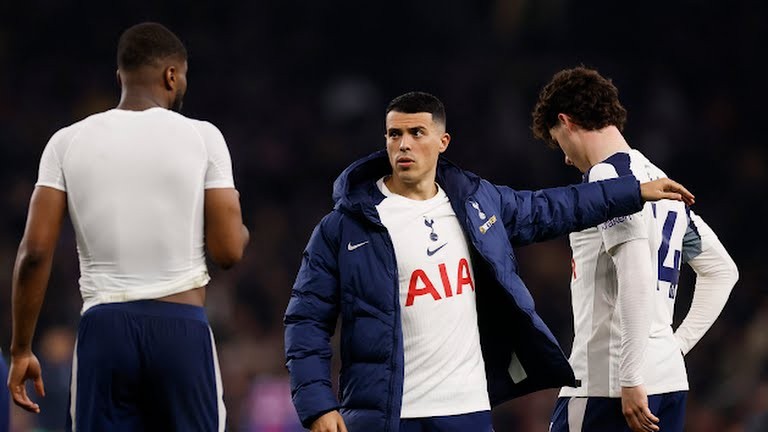 Tottenham đang có phong độ rất kém cỏi ở giải quốc nội.