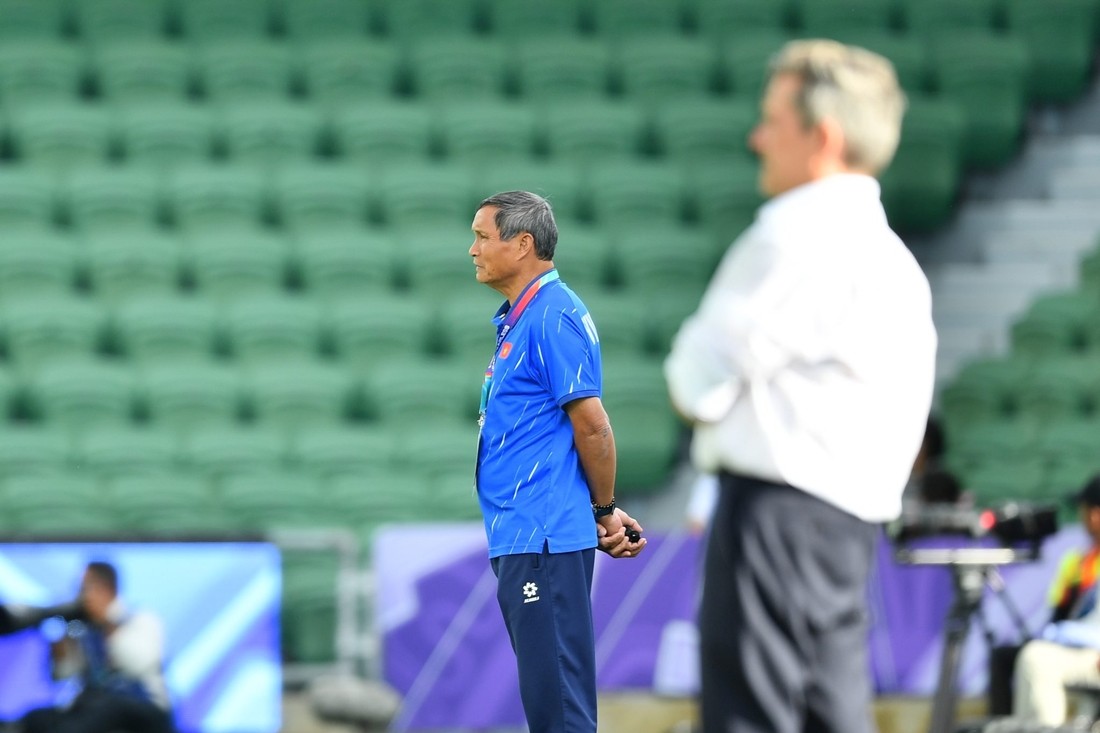 HLV Mai Đức Chung xác nhận chia tay tuyển nữ sau giải vô địch châu Á 2026. Ảnh: VFF.
