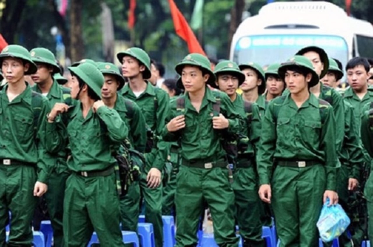 Theo quy định tại Điều 30 Bộ luật Lao động năm 2019 thì người lao động thực hiện nghĩa vụ quân sự thuộc trường hợp tạm hoãn thực hiện hợp đồng lao động. (Ảnh minh họa)